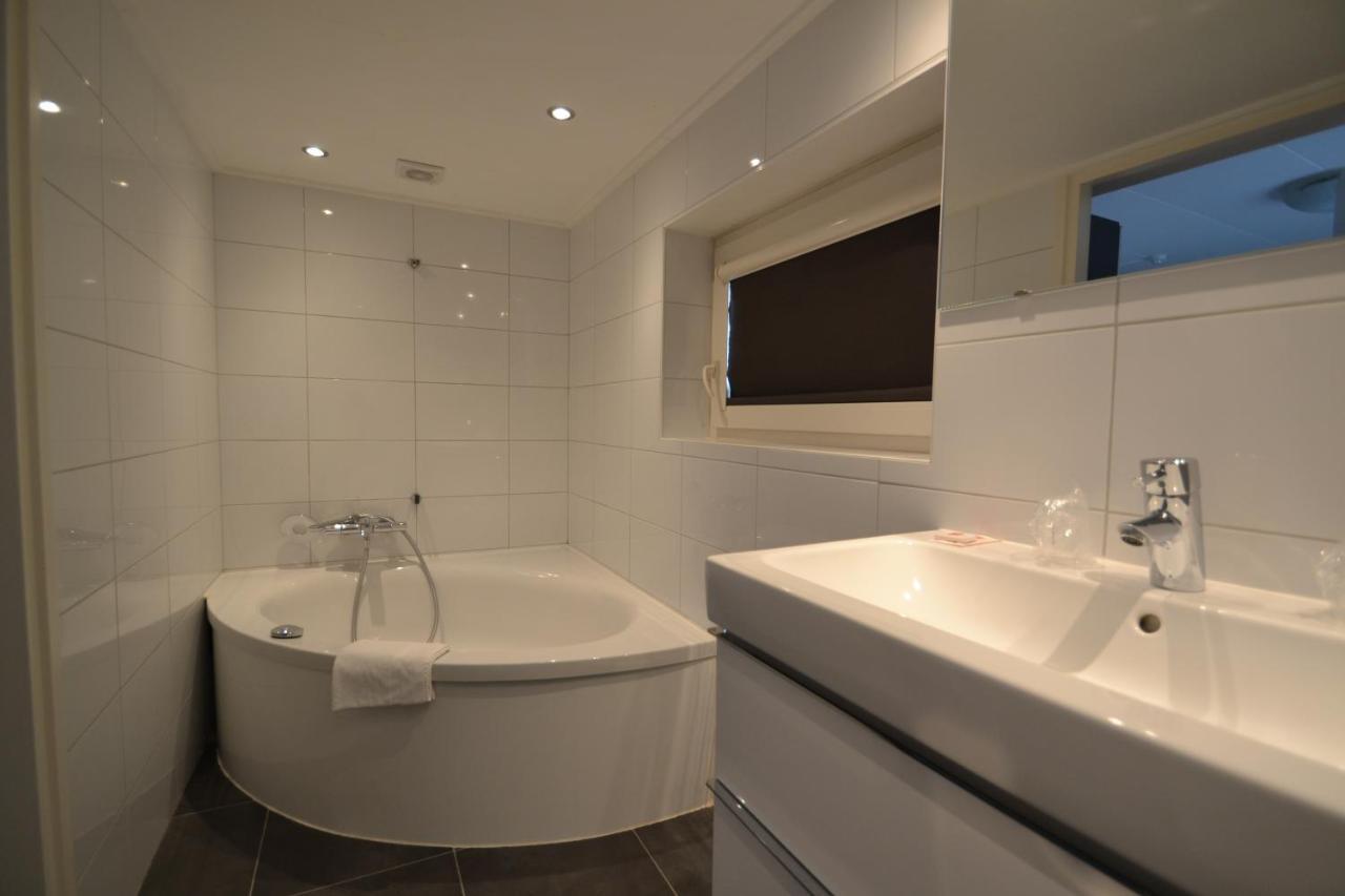 Boutique Hotel De Rozenhof Heilig Landstichting Exteriör bild